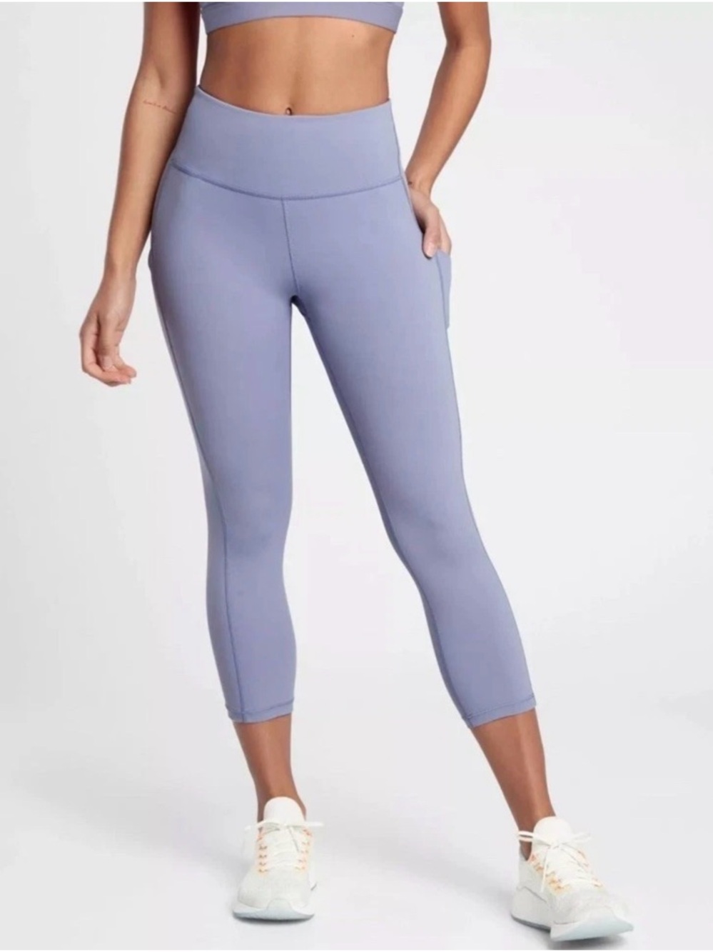 Athleta Ultimate Stash Pocket Capris Lavender Purple XS